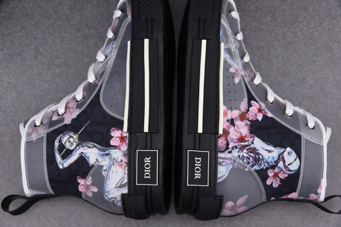 DR B23 OBLIQUE HIGH TOP SNEAKER