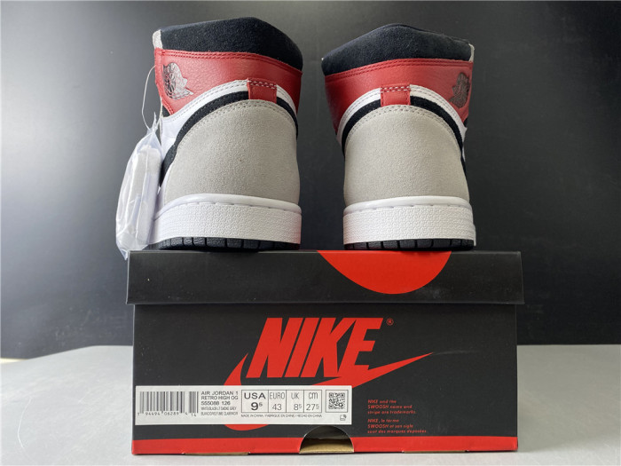 Air Jordan 1 High OG “Light Smoke Grey” 555088-126