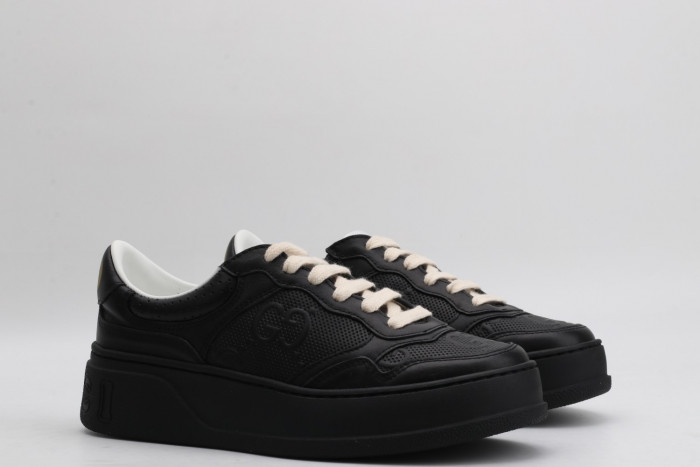 G*u*i low-top sneaker