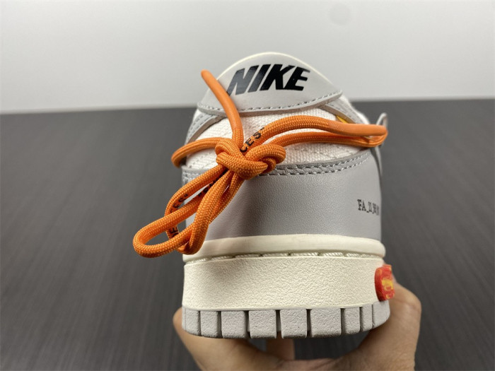 Off-White x Dunk Low 