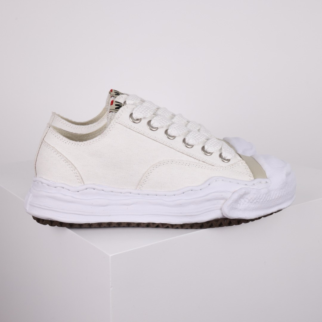 Ma*s*n mihara yasuhiro mmy sneaker