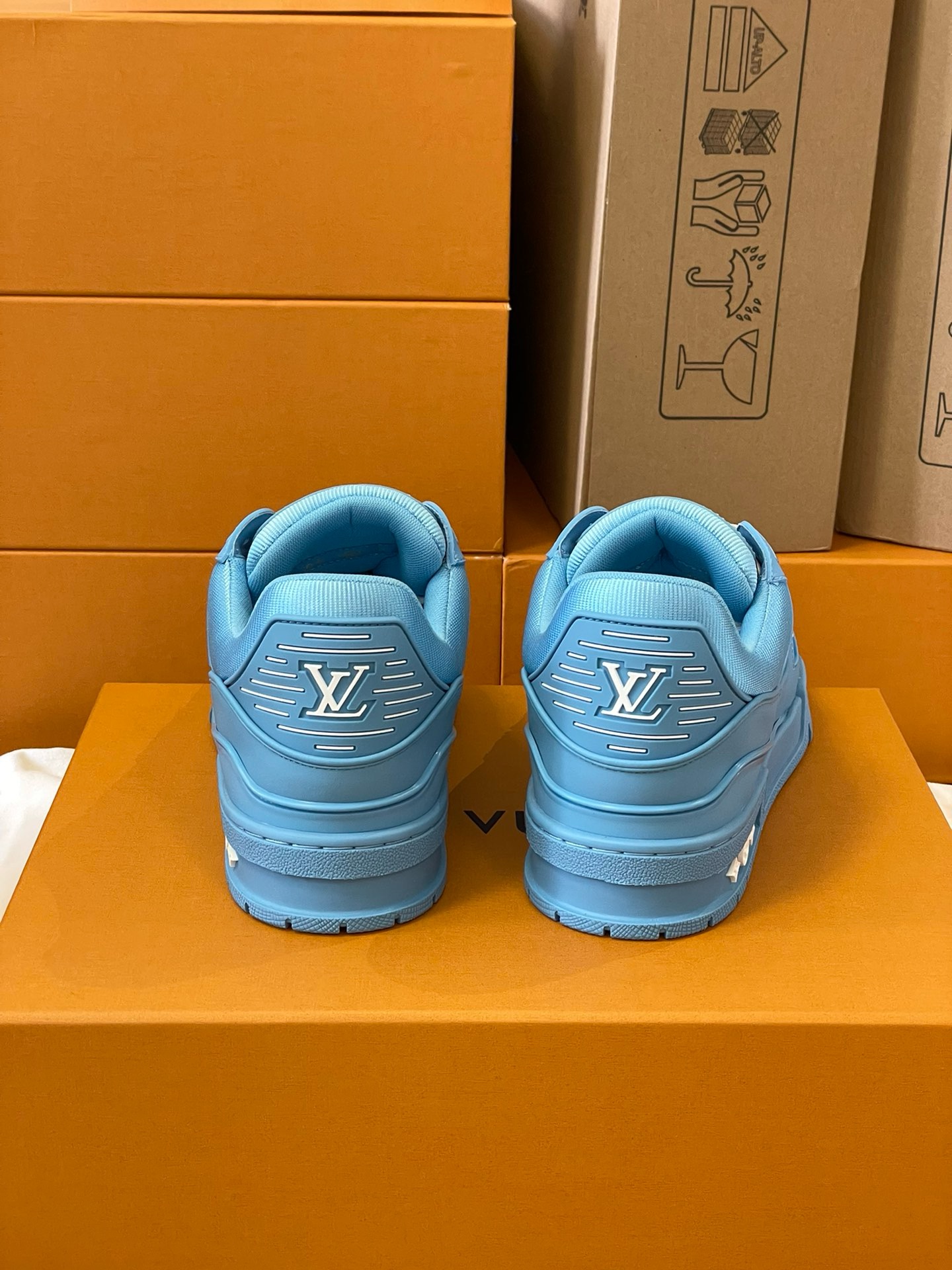 Loui Vuitto TRAINER SNEAKER