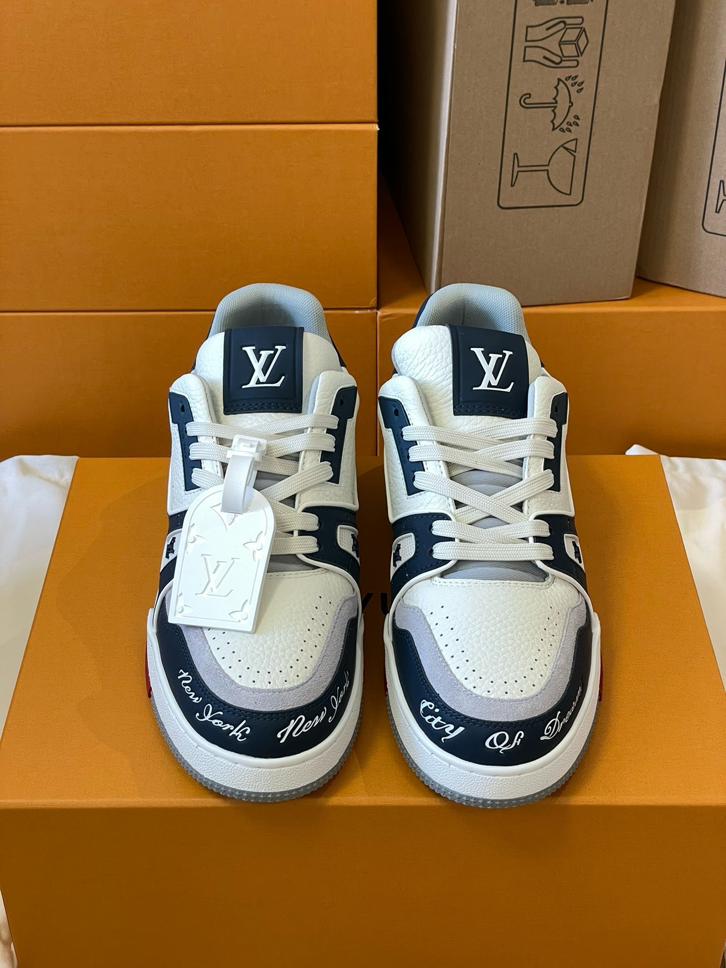 Loui Vuitto TRAINER SNEAKER