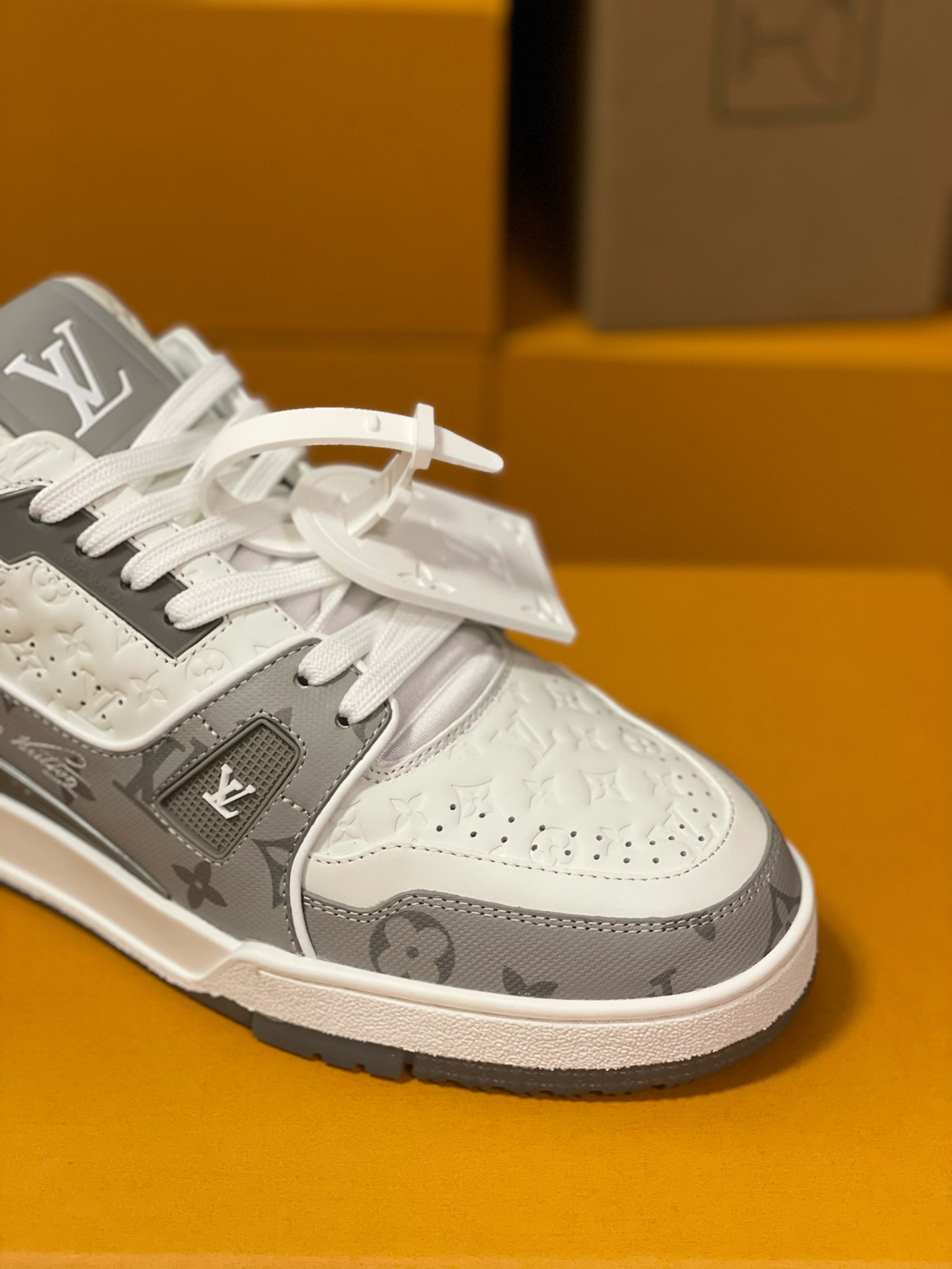 Loui Vuitto TRAINER SNEAKER