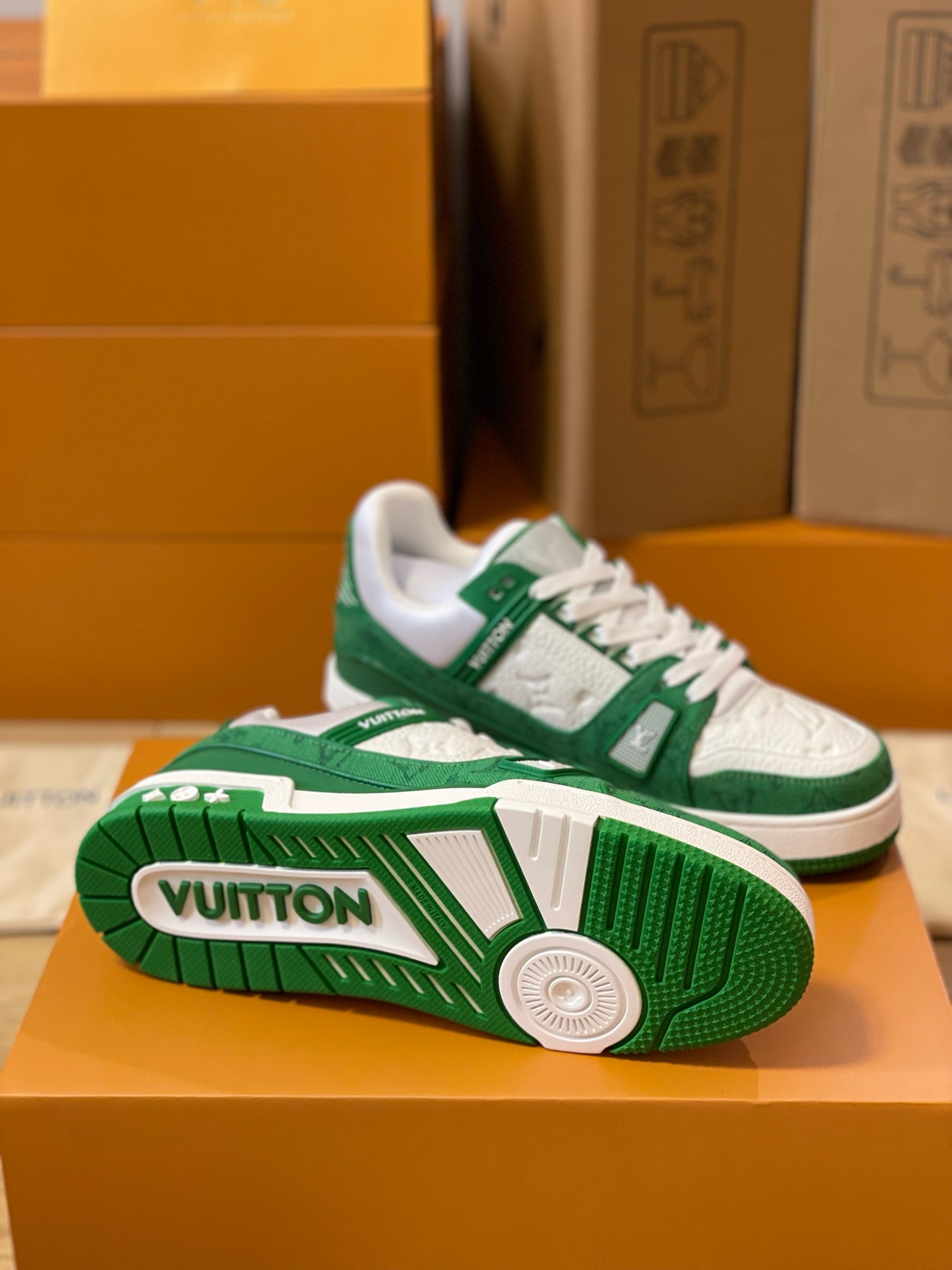 Loui Vuitto TRAINER SNEAKER