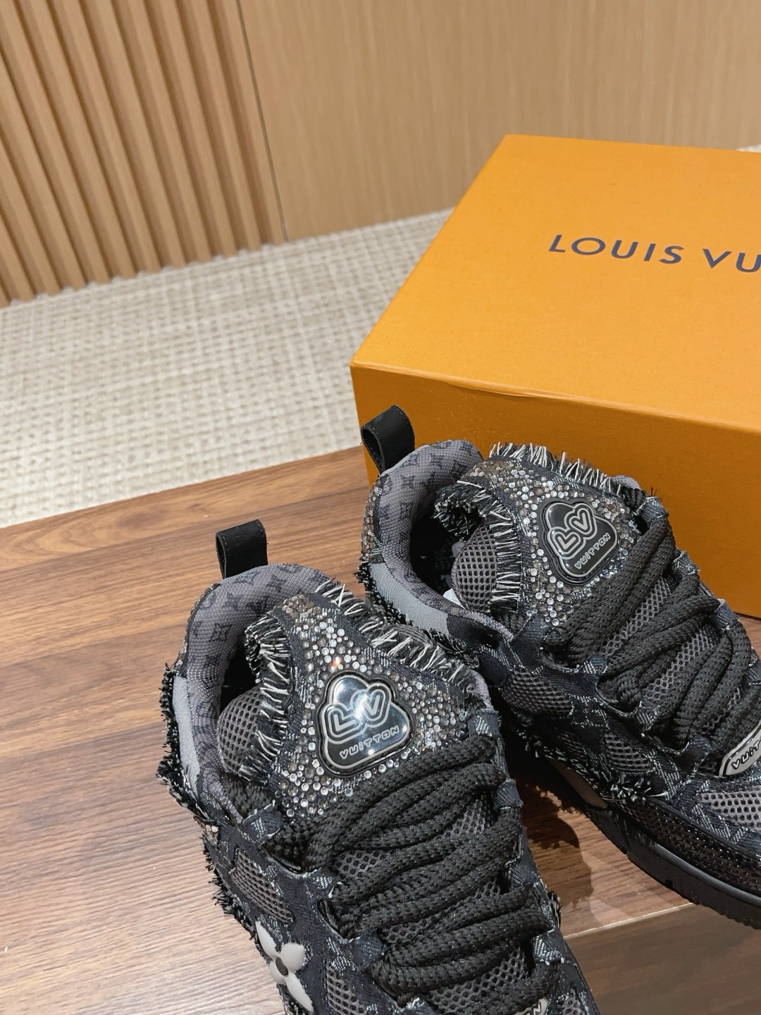 Loui Vuitto LV Skate Sneaker